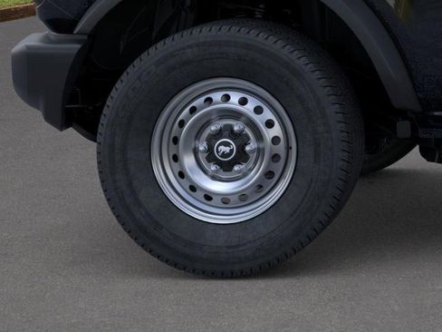 New 2026 Ford Bronco 2-Door AWD/4WD image 21