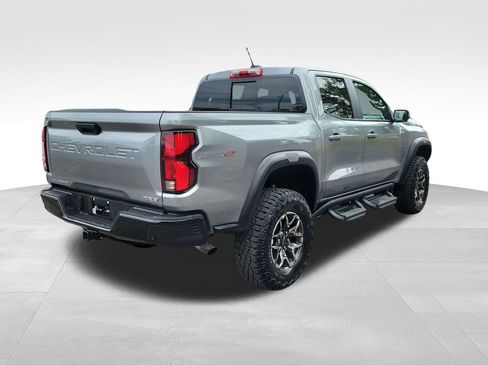 Certified 2024 Chevrolet Colorado ZR2 w/ Technology Package AWD/4WD image 4