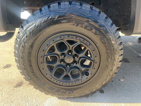 Used 2019 Chevrolet Colorado ZR2 w/ Colorado ZR2 Bison Edition image 23