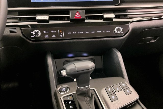 New 2026 Kia Sportage SX FWD image 7