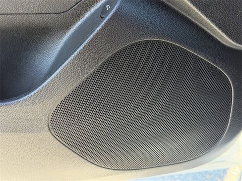 Used 2018 Chevrolet Cruze LT w/ Convenience Package image 20