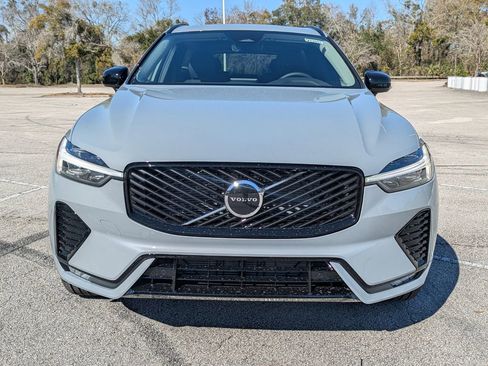 New 2026 Volvo XC60 B5 Core AWD/4WD image 9