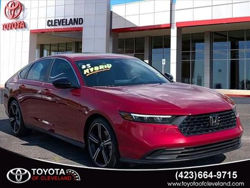 Used 2025 Honda Accord Sport image 1