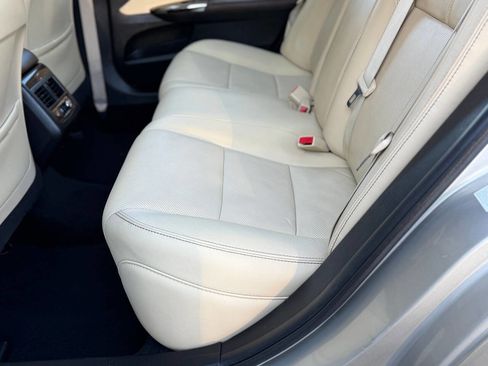 Used 2014 Toyota Avalon Limited image 37