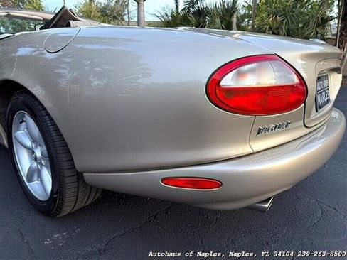 Used 1998 Jaguar XK8 Convertible RWD image 17