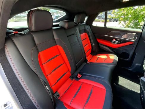 Used 2024 Mercedes-Benz GLE 63 AMG S w/ Driver Assistance Package image 27