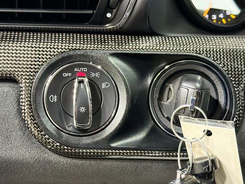 Used 2016 Porsche 911 GT3 RS image 28