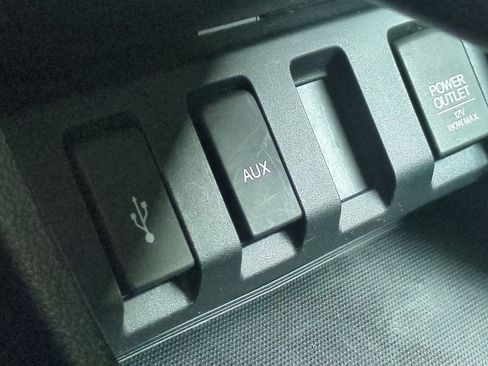 Used 2016 Honda HR-V LX image 27