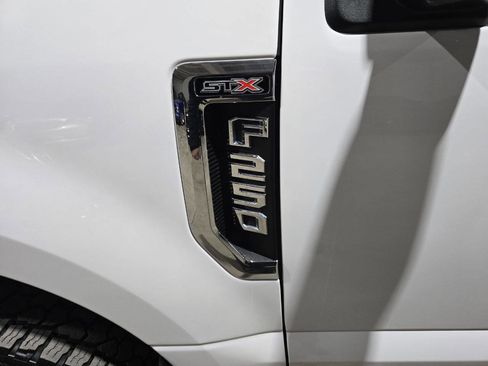 Used 2020 Ford F250 XL w/ STX Appearance Package image 28