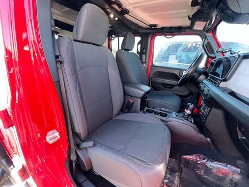 Used 2026 Jeep Wrangler Unlimited Sport AWD/4WD image 28