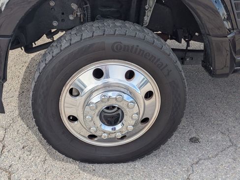 Used 2024 Ford F450 Limited image 14