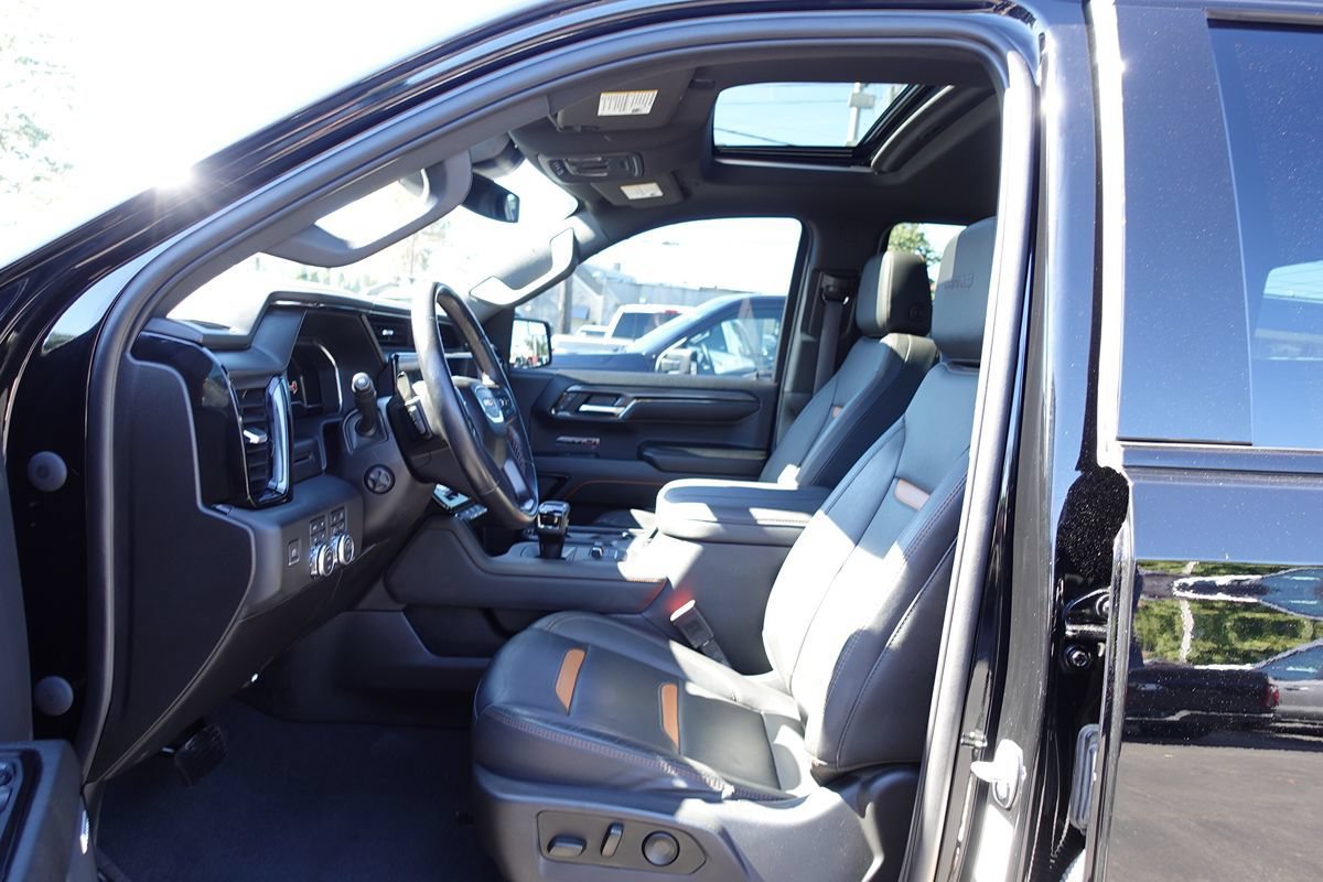 Used 2023 GMC Sierra 1500 AT4 w/ AT4 Preferred Package AWD/4WD image 19