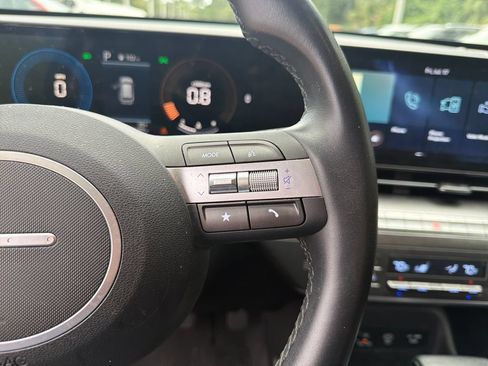 Used 2024 Hyundai Kona SEL FWD image 20