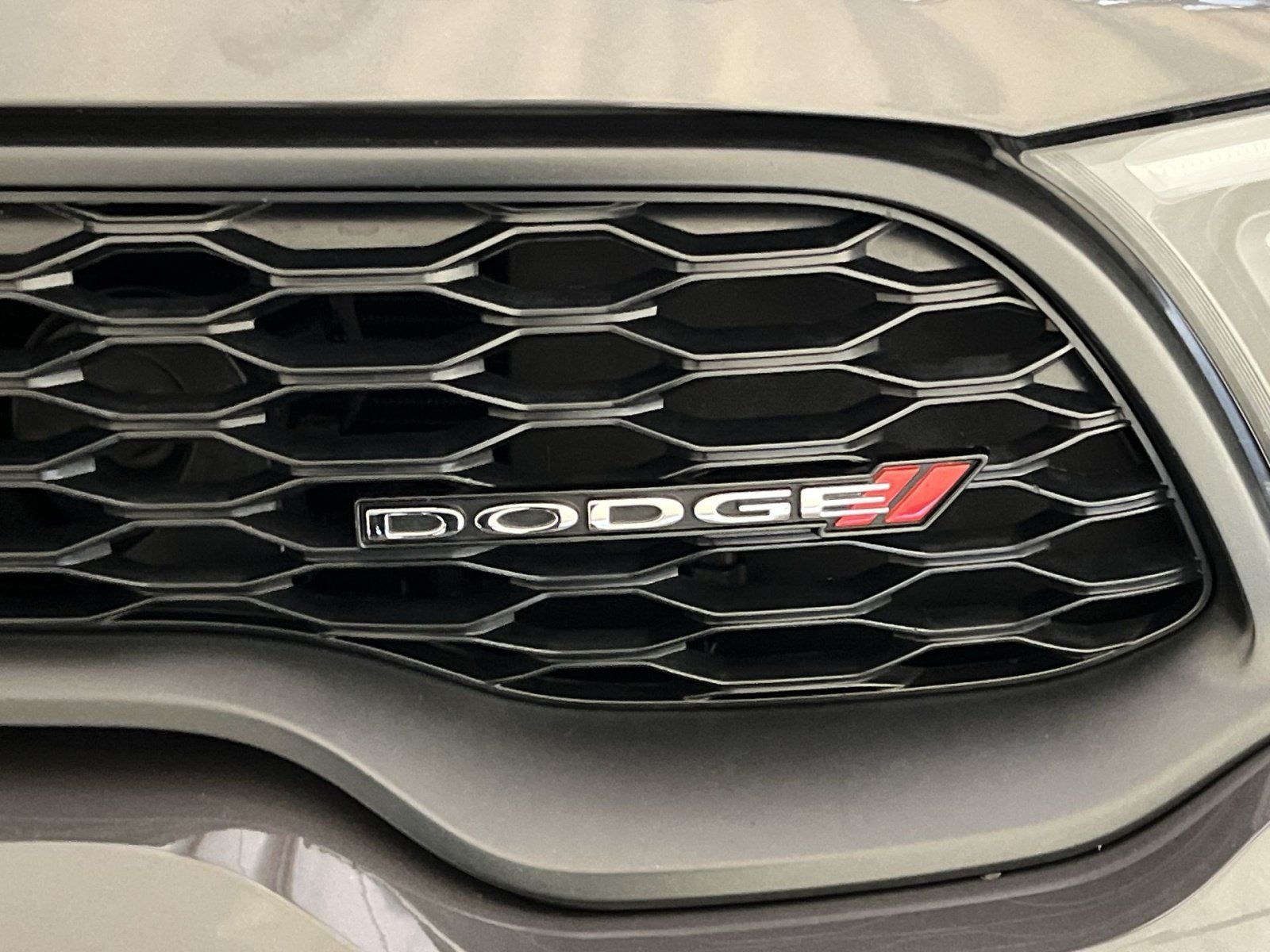 Used 2023 Dodge Durango R/T AWD/4WD image 12