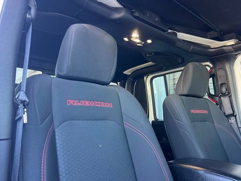 Used 2021 Jeep Gladiator Rubicon w/ LED Lighting Group image 16