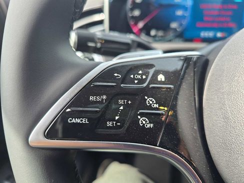 Certified 2025 Mercedes-Benz E 350 4MATIC Sedan image 36