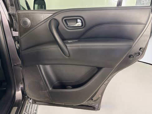 Used 2024 INFINITI QX80 Luxe AWD/4WD image 28