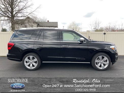 Used 2023 Ford Expedition Platinum image 1