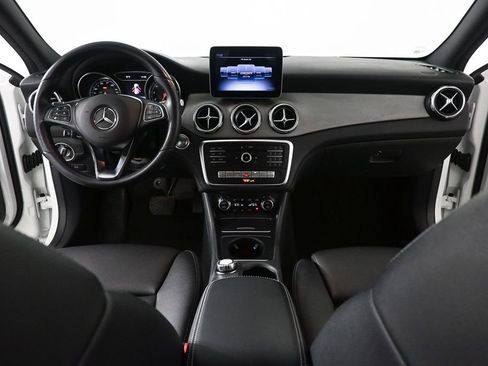 Used 2020 Mercedes-Benz GLA 250 4MATIC image 16
