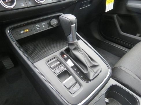 Used 2024 Honda CR-V EX image 8