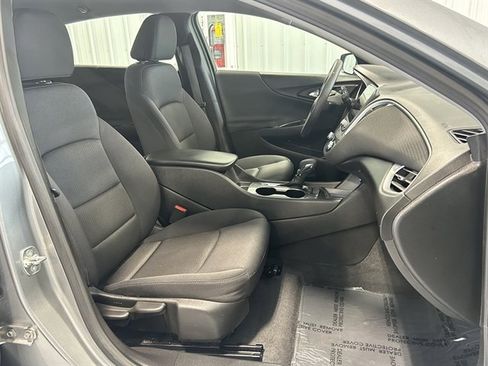 Used 2024 Chevrolet Malibu LS image 24