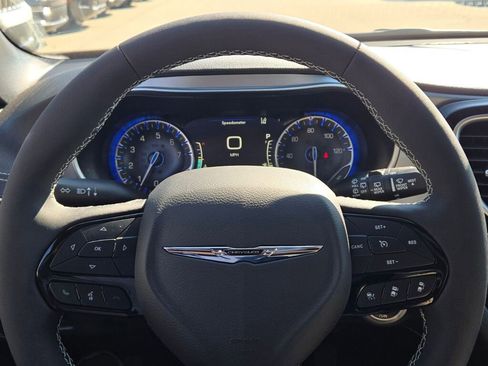 New 2026 Chrysler Pacifica Limited w/ S Appearance Package image 35