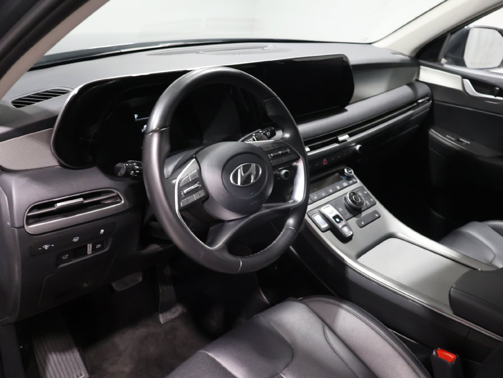 Used 2025 Hyundai Palisade SEL AWD/4WD image 14