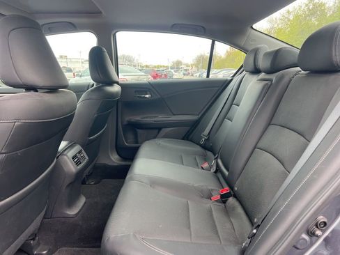 Used 2017 Honda Accord EX-L image 3