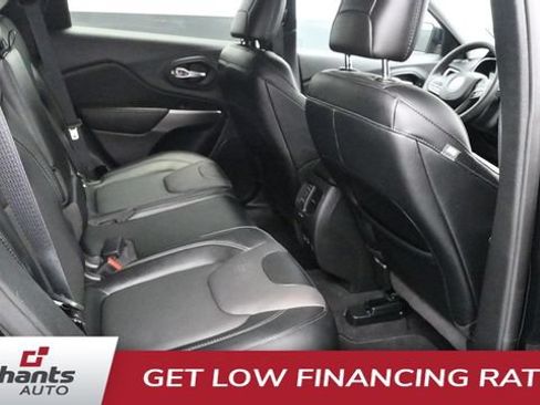 Used 2022 Jeep Cherokee Limited w/ Elite Package AWD/4WD image 11