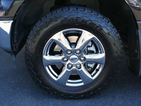 Used 2018 Ford F150 XLT w/ Equipment Group 302A Luxury AWD/4WD image 9