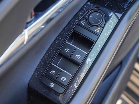 New 2025 MAZDA CX-30 AWD 2.5 S w/ Preferred Package image 23