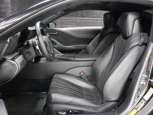 Used 2018 Lexus LC 500 Coupe image 31