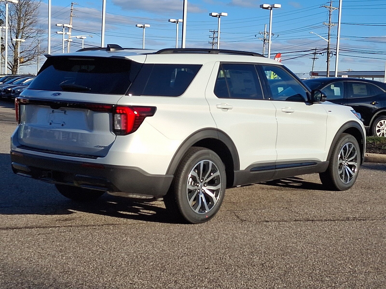 New 2026 Ford Explorer ST-Line AWD/4WD image 7