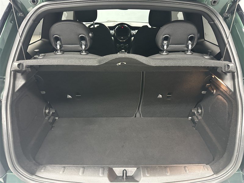Used 2018 MINI Cooper S w/ Premium Package FWD image 17