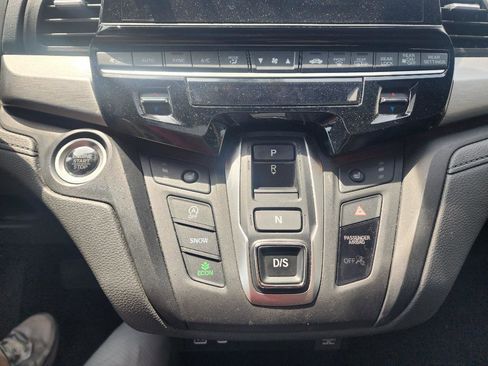 Used 2025 Honda Odyssey Sport-L image 21