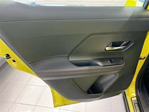 New 2025 Nissan Kicks SR image 63