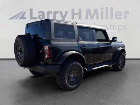 New 2025 Ford Bronco Outer Banks w/ Sasquatch Package image 5