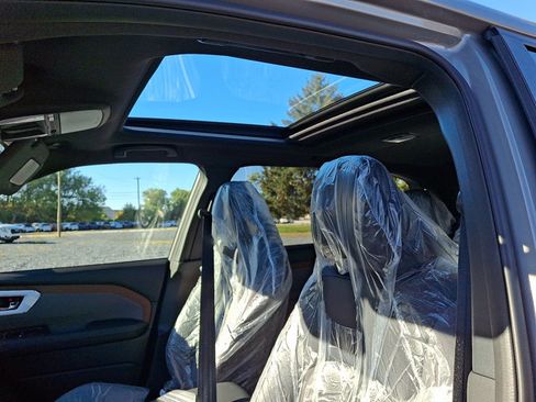 New 2025 Subaru Forester Sport image 12