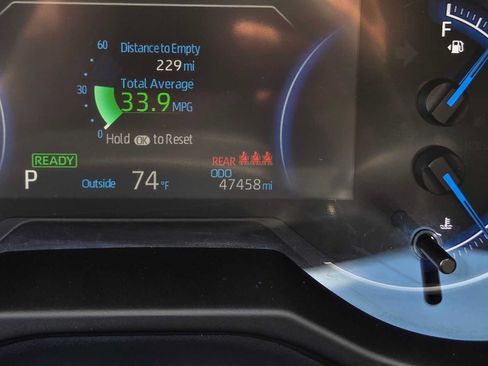 Used 2023 Toyota RAV4 LE AWD/4WD image 24