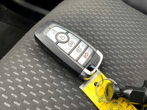 Used 2024 Ford Escape ST-Line image 27