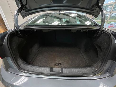 Used 2019 Volkswagen Jetta SEL Premium FWD image 25