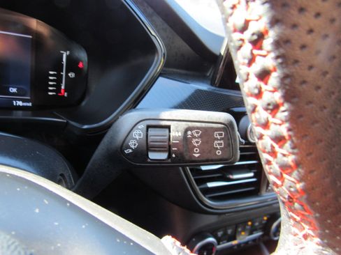 Used 2024 Ford Escape ST-Line image 24