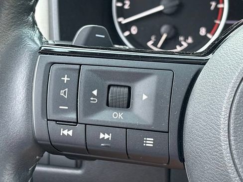 Certified 2023 Nissan Rogue SL AWD/4WD image 22