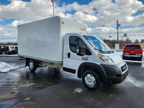Used 2019 RAM ProMaster 3500 w/ Premium Appearance Group image 18