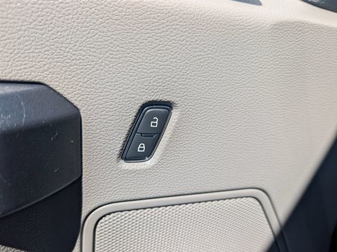 Used 2020 Ford F150 XL w/ Equipment Group 101A Mid AWD/4WD image 30