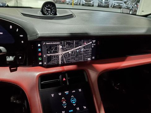 Used 2020 Porsche Taycan Turbo image 29