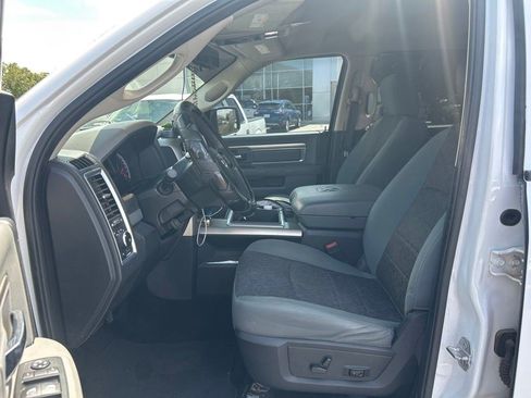 Used 2015 RAM 1500 Classic SLT w/ Remote Start & Security Group AWD/4WD image 5