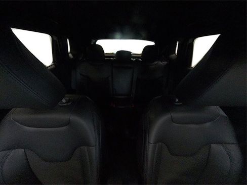 New 2026 Jeep Compass Latitude image 37