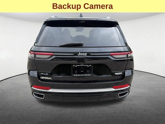 Used 2022 Jeep Grand Cherokee Summit AWD/4WD image 9