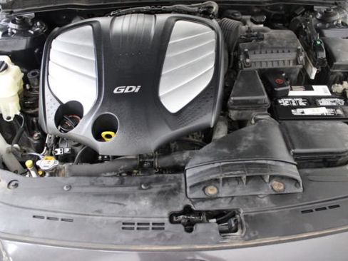 Used 2014 Kia Cadenza Premium w/ Luxury Package FWD image 26
